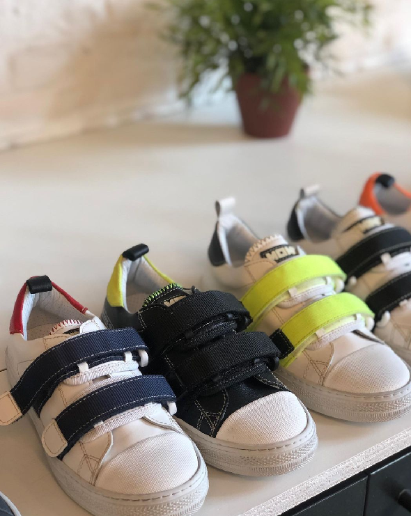 kid's shoe brand